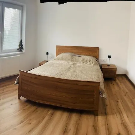 Rodinný Dom S 3 Spálňami * Zvolenská Slatina