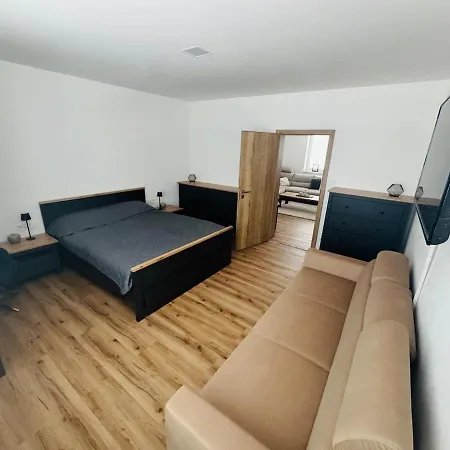 Rodinný Dom S 3 Spálňami *