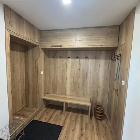 Rodinny Dom S 3 Spalnami