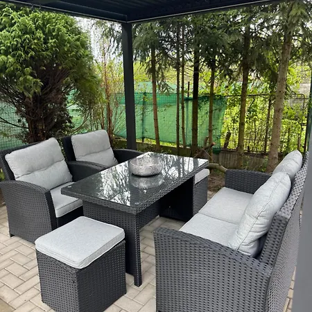 Rodinny Dom S 3 Spalnami *