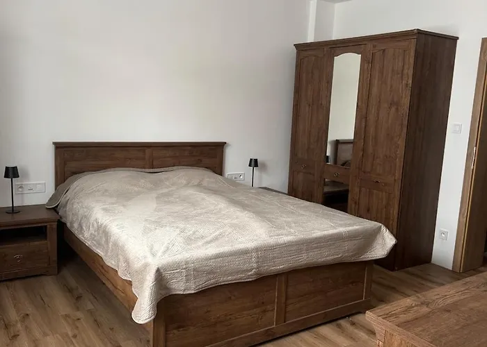 Rodinny Dom S 3 Spalnami